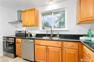 18618 8th Ave Ct E, Spanaway, WA 98387 - Photo 12