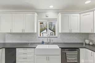 232 Shoreview Dr, Kelso, WA 98626 - Photo 8