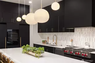 8243 W Mercer Way, Mercer Island, WA 98040 - Photo 14