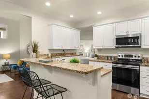 18391 NE 97th Ct, Redmond, WA 98052 - Photo 16