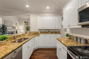 18391 NE 97th Ct, Redmond, WA 98052 - Photo 18