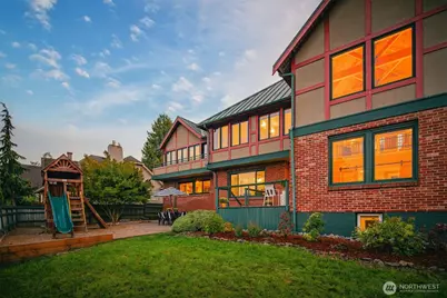 937 N 71st Street, Seattle, WA 98103 - Photo 1