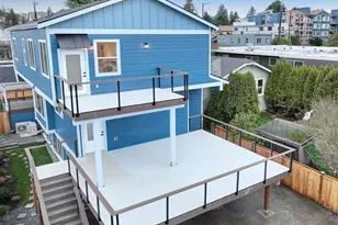 7008 Linden Ave N, Seattle, WA 98103 - Photo 4