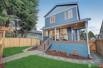 7008 Linden Avenue N, Seattle, WA 98103 - Photo 2