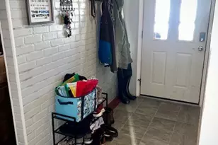 1320 N Oak Harbor St, Oak Harbor, WA 98277 - Photo 2