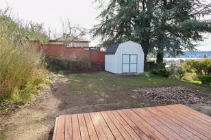1201 N 29th St, Renton, WA 98056 - Photo 2
