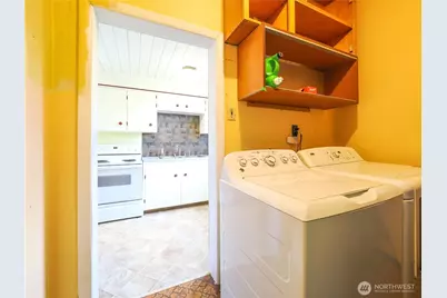 1201 N 29th Street, Renton, WA 98056 - Photo 14