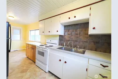 1201 N 29th Street, Renton, WA 98056 - Photo 16