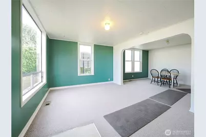 1201 N 29th Street, Renton, WA 98056 - Photo 6