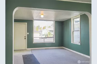 1201 N 29th Street, Renton, WA 98056 - Photo 4