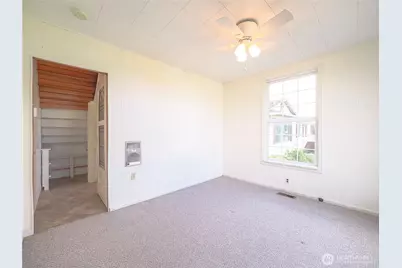 1201 N 29th Street, Renton, WA 98056 - Photo 10