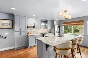 3414 33rd Ave SW, Seattle, WA 98126 - Photo 4