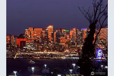 3414 33rd Avenue SW, Seattle, WA 98126 - Photo 2