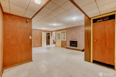 4573 Purdue Avenue NE, Seattle, WA 98105 - Photo 18