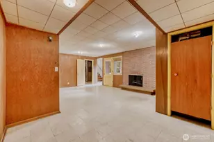 4573 Purdue Ave NE, Seattle, WA 98105 - Photo 18