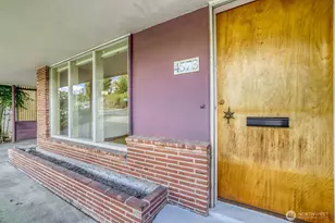 4573 Purdue Ave NE, Seattle, WA 98105 - Photo 2