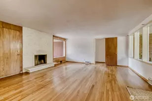 4573 Purdue Ave NE, Seattle, WA 98105 - Photo 6