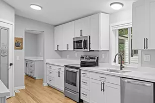 20500 SE 32nd Dr, Bothell, WA 98012 - Photo 14