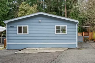 20500 SE 32nd Dr, Bothell, WA 98012 - Photo 2