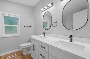 20500 SE 32nd Dr, Bothell, WA 98012 - Photo 16