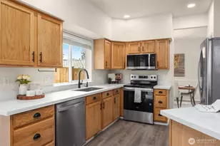 7543 NE 203rd St, Kenmore, WA 98028 - Photo 6