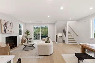 8815 Densmore Ave N, Seattle, WA 98103 - Photo 16