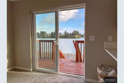 584 Mount Olympus Avenue SE, Ocean Shores, WA 98569 - Photo 18