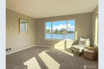 584 Mount Olympus Avenue SE, Ocean Shores, WA 98569 - Photo 4