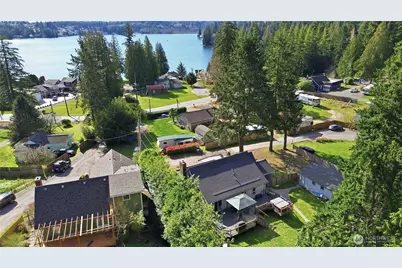 1913 Deville Drive NW, Bremerton, WA 98312 - Photo 1
