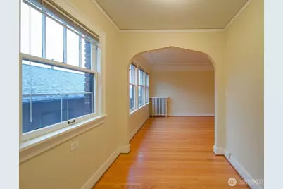 416 Summit Avenue E, Seattle, WA 98102 - Photo 16