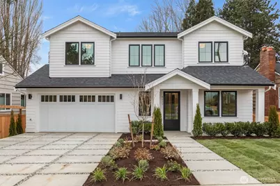 6223 43rd Avenue NE, Seattle, WA 98115 - Photo 1