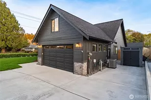 301 S Park St, Lynden, WA 98264 - Photo 38