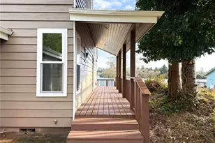 586 Mt Olympus Ave SE, Ocean Shores, WA 98569 - Photo 4