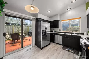 5103 S Garden Loop Rd, Seattle, WA 98118 - Photo 8