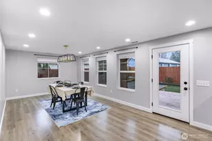 23448 Sherry Ln, Mount Vernon, WA 98274 - Photo 18