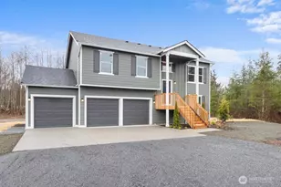 8119 108th St NE, Marysville, WA 98271 - Photo 2