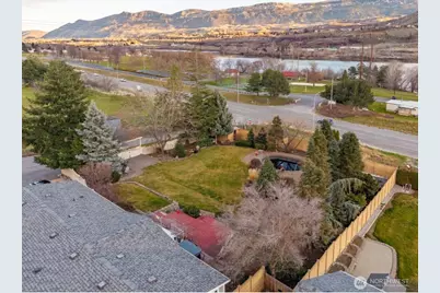 1160 S Mary Street, East Wenatchee, WA 98802 - Photo 2