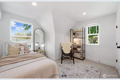 7511 41st Avenue NE, Seattle, WA 98115 - Photo 18