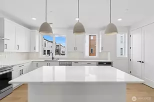 12201 137th Pl NE, Redmond, WA 98052 - Photo 10