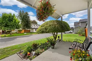 7911 195th St E, Spanaway, WA 98387 - Photo 2