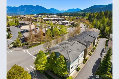 8017 Douglas Avenue SE, Snoqualmie, WA 98065 - Photo 32