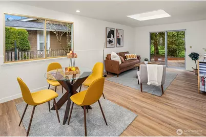 18204 NE 27th Street, Redmond, WA 98052 - Photo 12