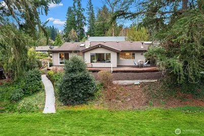 18204 NE 27th Street, Redmond, WA 98052 - Photo 24