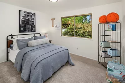 18204 NE 27th Street, Redmond, WA 98052 - Photo 18