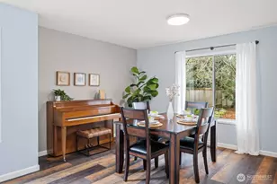 3425 241st Pl SE, Sammamish, WA 98029 - Photo 8