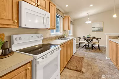 2617 Pacific Street, Bellingham, WA 98226 - Photo 18