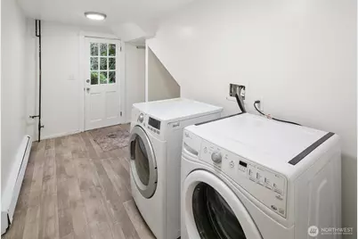 10723 24th Avenue NE, Seattle, WA 98125 - Photo 32