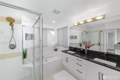 4140 Beach Drive SW, Seattle, WA 98116 - Photo 18