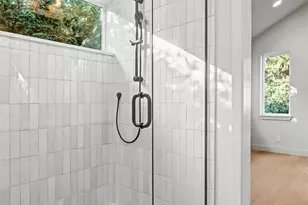 11219 NE 95th St, Kirkland, WA 98033 - Photo 20