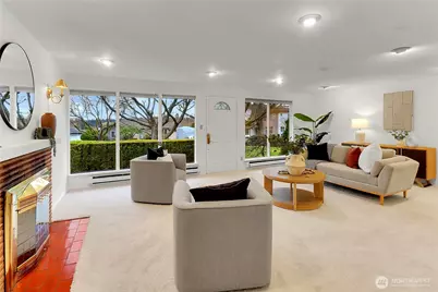 13544 37th Ave NE, Seattle, WA 98125 - Photo 2